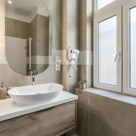 Sofia Boutique Apartments, Location By Bqa Apartamento Budapeste